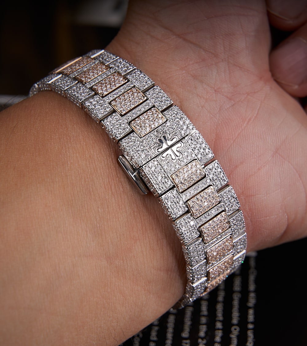 Patek Philippe Nautilus 40.5 mm - Stainless Steel & Rose Gold - Blue Dial