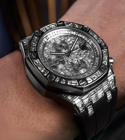 Audemars Piguet - Royal Oak Offshore 42 mm - Full Custom 18k White Gold set with VVS/VS Baguette Diamonds - Black Rubber Strap