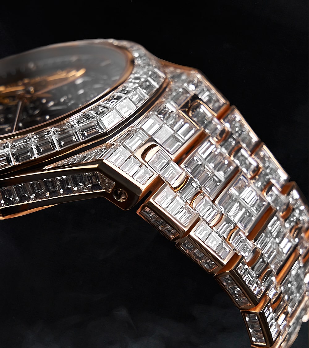 Audemars Piguet - Royal Oak Skeleton 41 mm - Full Custom 18k Rose Gold set with VVS/VS Baguette Diamonds