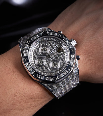 Audemars Piguet - Royal Oak Offshore 42 mm - Full Custom 18k White Gold set with VVS/VS Baguette Diamonds