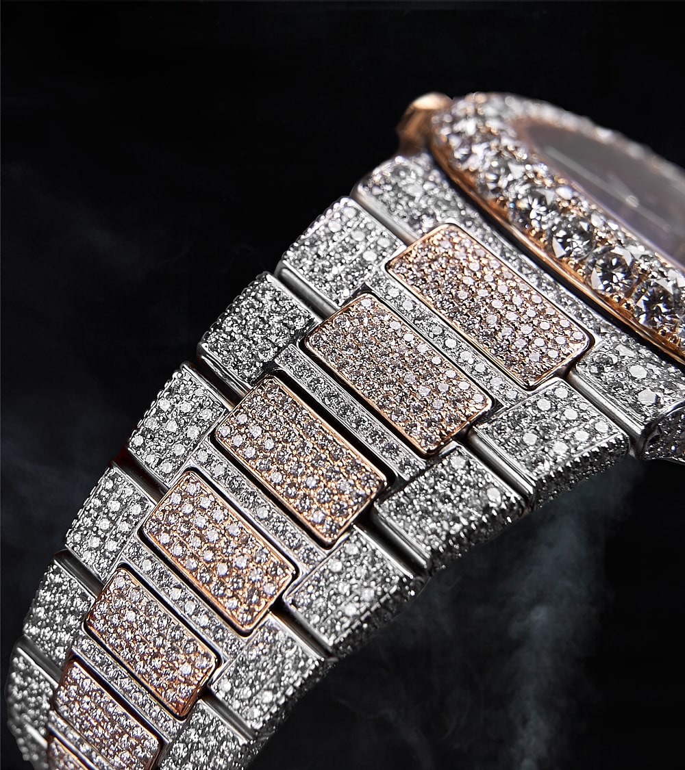 Patek Philippe Nautilus 40.5 mm - Stainless Steel & Rose Gold - Blue Dial