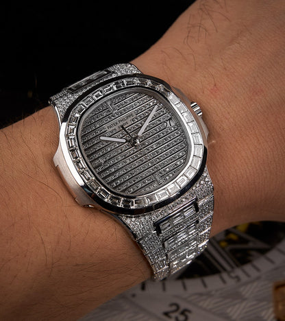 Patek Philippe Nautilus 40 mm - Full Custom - 18k White Gold with VS/SI Baguette Diamonds