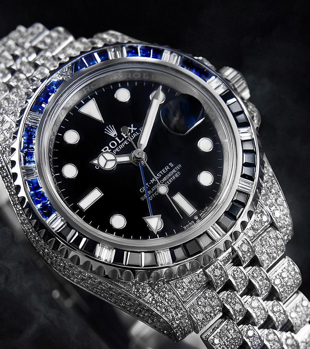 Rolex GMT-Master II 40 mm - Oystersteel - "Batgirl" Custom Diamond-Set with Blue/Black Gemstone Bezel