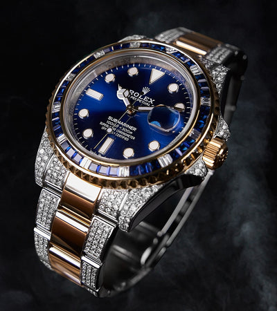 Rolex Submariner Date 41 mm - Acero Oystersteel y oro amarillo - Bisel personalizado con diamantes engastados y piedras preciosas azules
