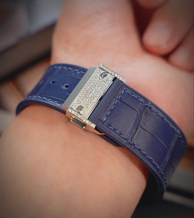 Hublot Classic Fusion 45 mm - Titanio azul - Diamantes personalizados