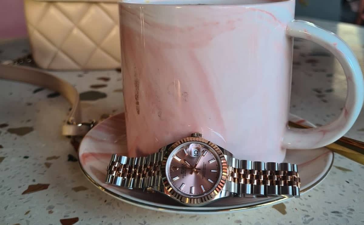 Anniversary-Gift-Luxury-Rolex-Watch-Cagau-Dubai