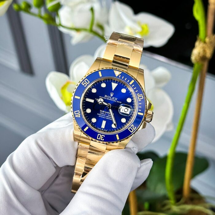 rolex-submariner-date-41-mm-18ct-yellow-gold-oyster-royal-blue-dial-2