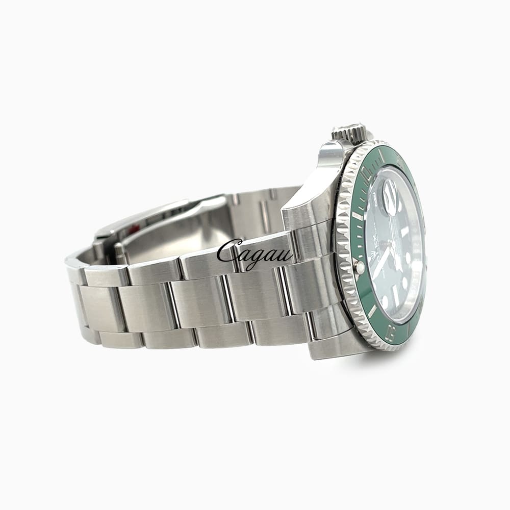 Rolex Stainless Steel Submariner Date 40 Green / Green “Hulk” – The Estate  Watch And Jewelry Company®